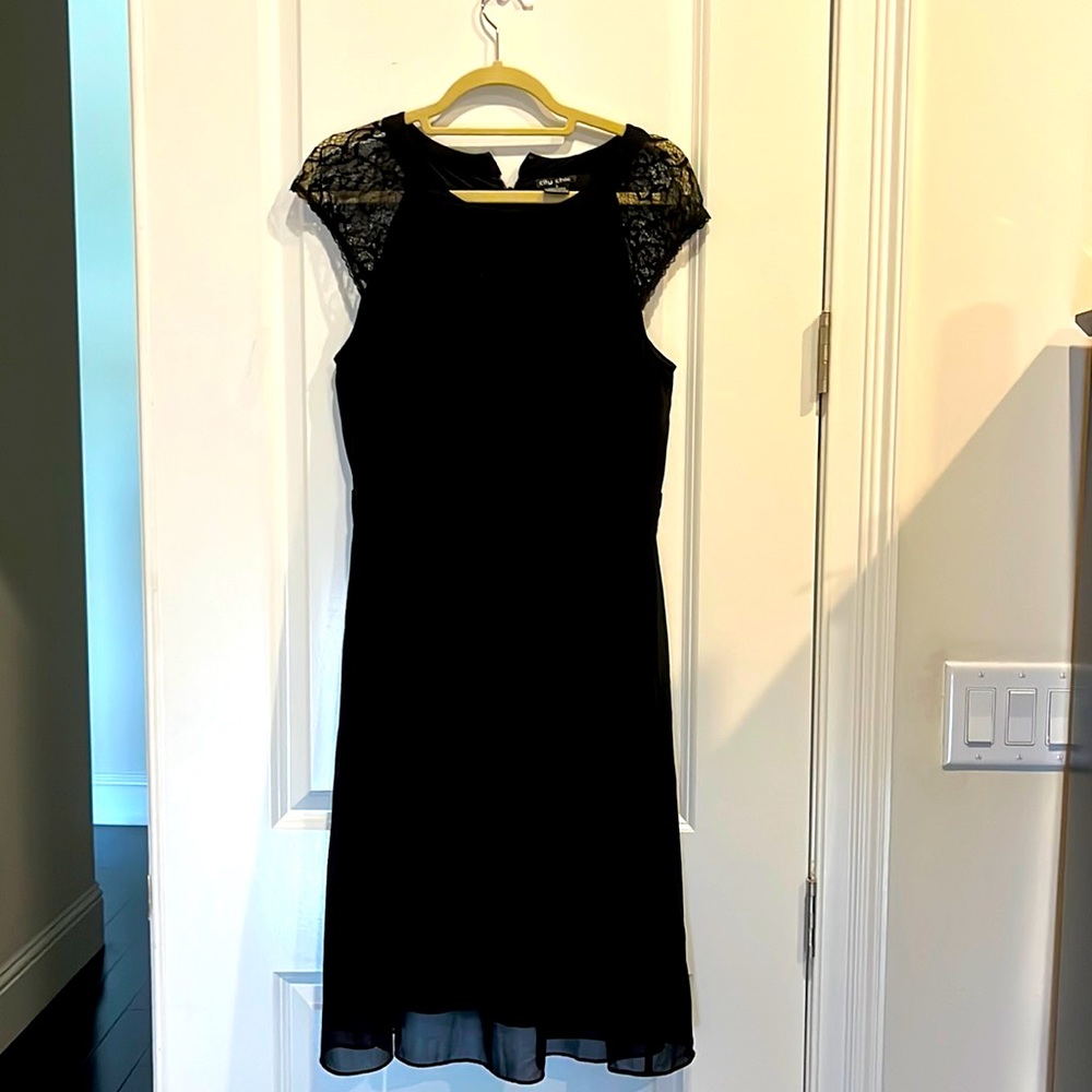 CITY CHIC  black dress size small